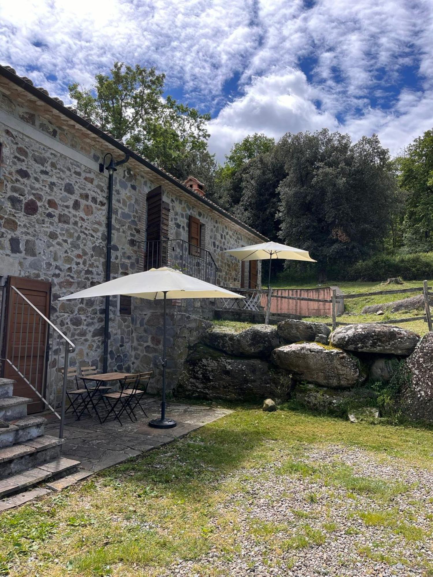 Casetta Di Ugolino Radicofani Esterno foto